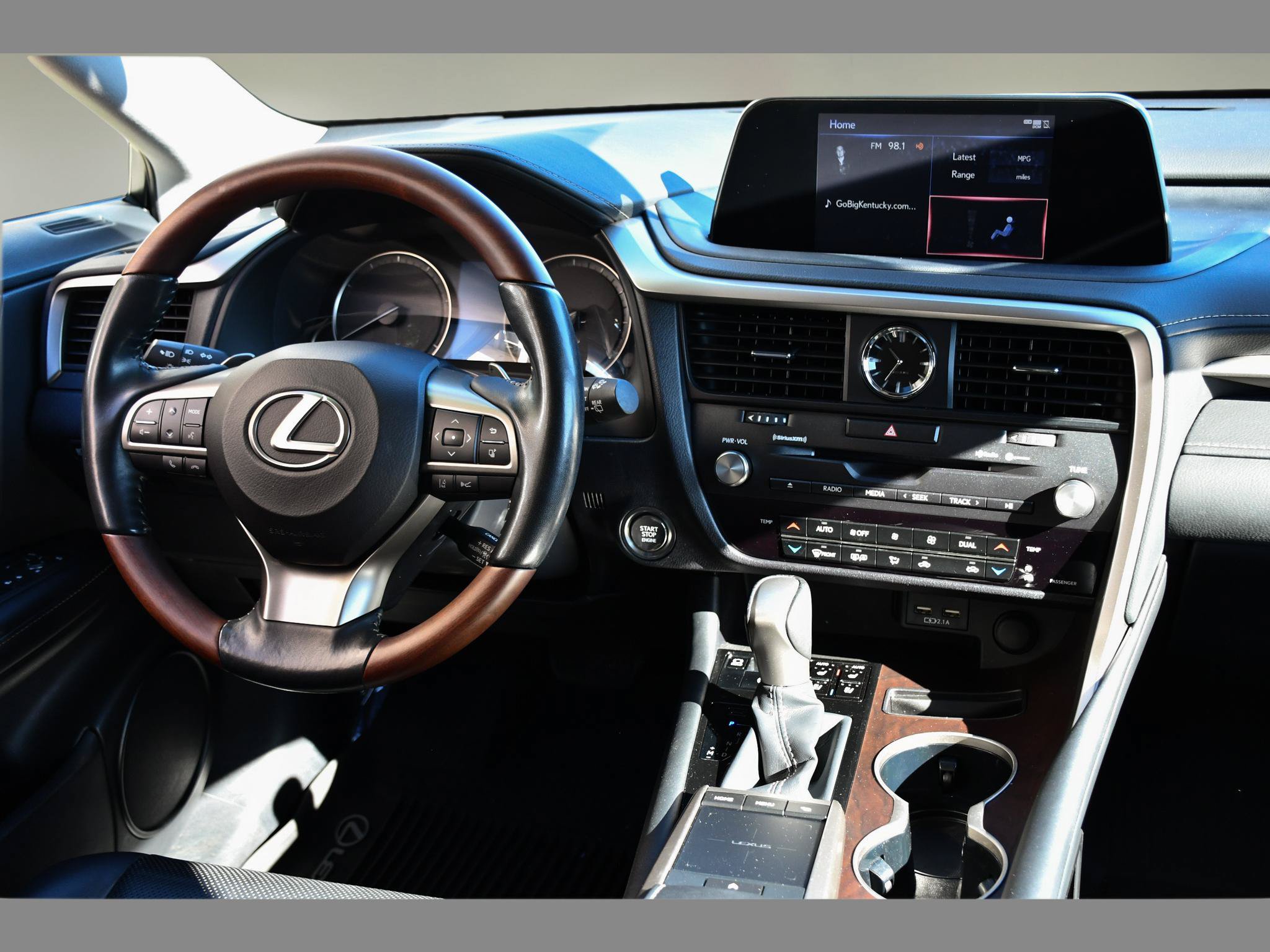 Used 2021 Lexus RX 350 FWD w/ Premium Package image 18