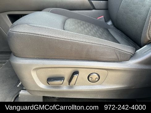 Used 2025 Nissan Pathfinder SV AWD/4WD image 26