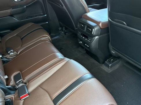 Used 2023 Honda Pilot Elite image 29