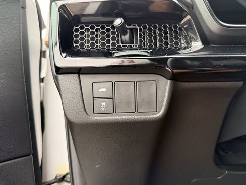 Used 2023 Honda CR-V Sport Touring image 33