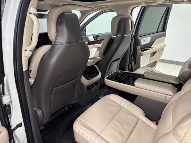 Used 2022 Lincoln Navigator Reserve AWD/4WD image 26