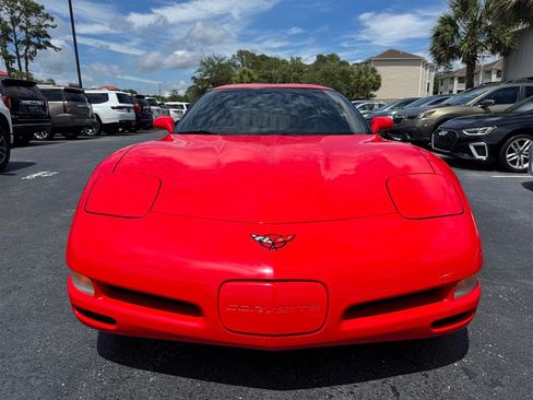 Used 2000 Chevrolet Corvette Coupe w/ Roof Pkg RWD image 3