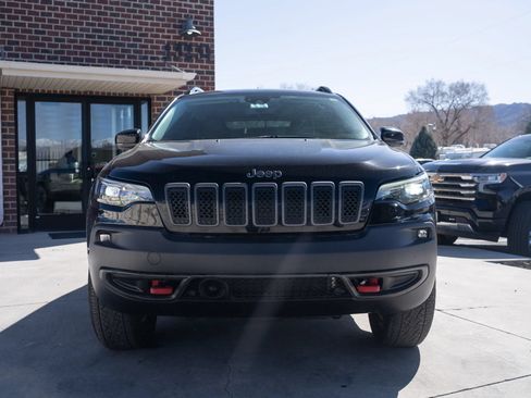 Used 2022 Jeep Cherokee Trailhawk w/ Trailer Tow Group AWD/4WD image 2