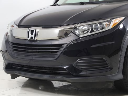 Used 2021 Honda HR-V LX image 41