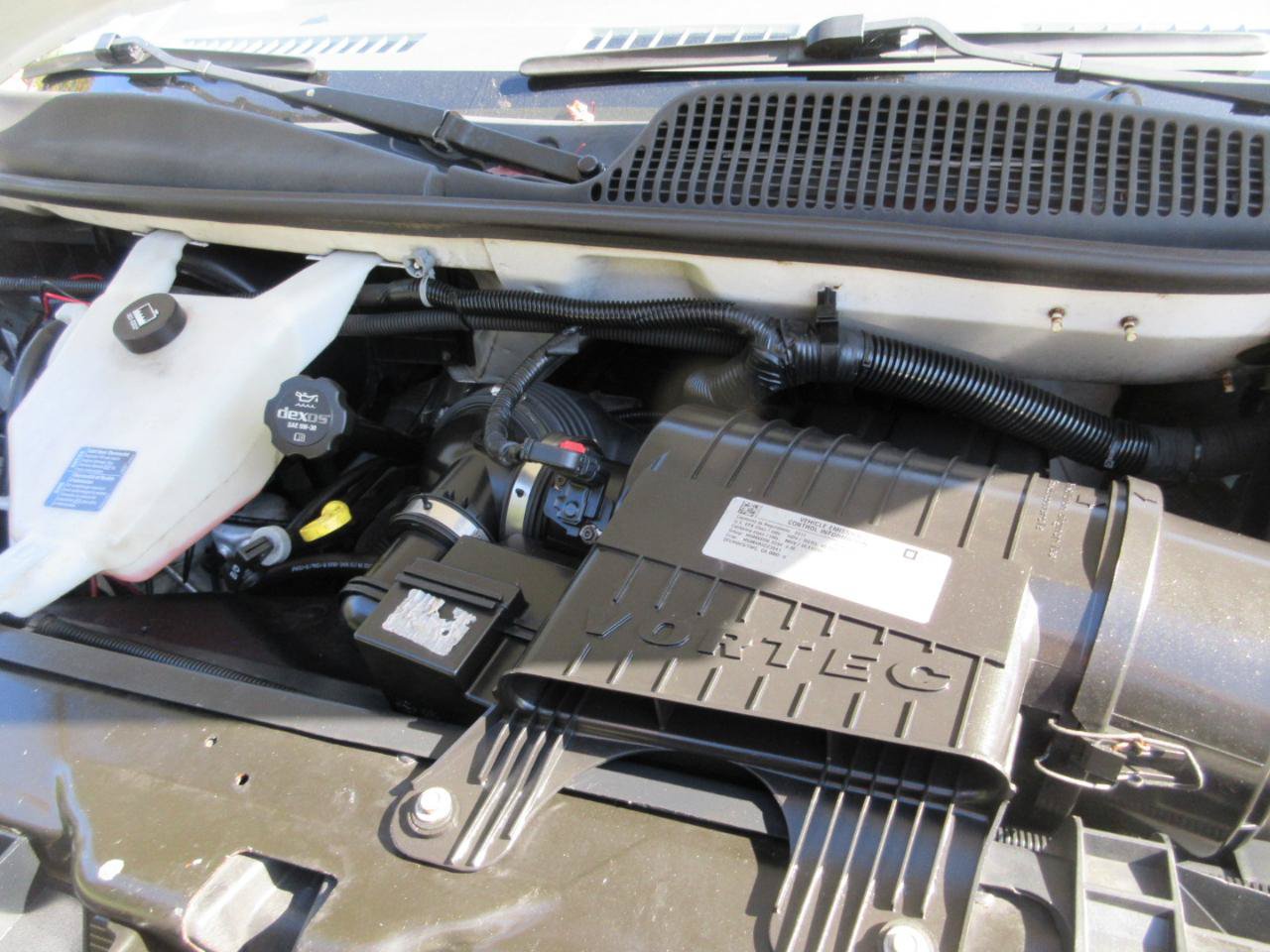 Used 2017 Chevrolet Express 2500 RWD image 36