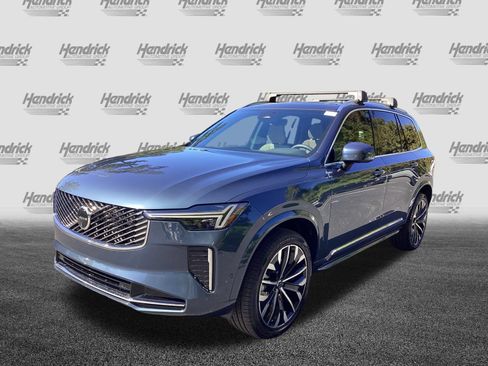 Certified 2026 Volvo XC90 B6 Plus w/ Protection Package Premier AWD/4WD image 5