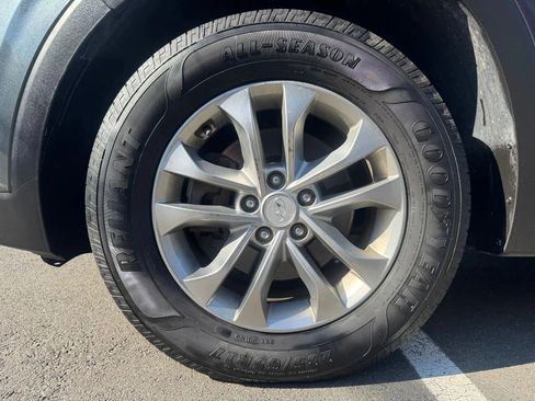 Used 2020 Hyundai Santa Fe SEL AWD/4WD image 27