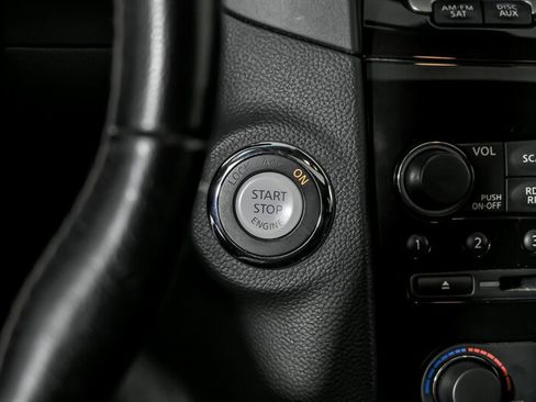 Used 2014 INFINITI QX70 AWD w/ Premium Package image 30