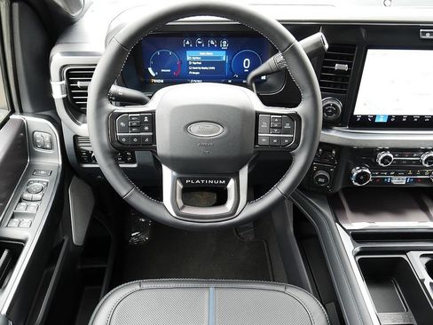 Used 2026 Ford F350 Platinum AWD/4WD image 19