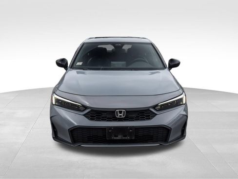 Used 2025 Honda Civic Sport image 2