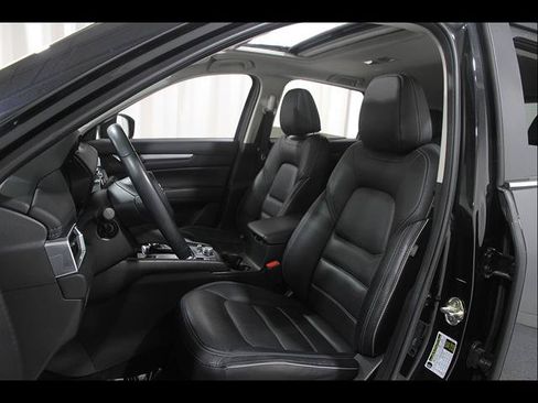 Certified 2025 MAZDA CX-5 AWD 2.5 S w/ Preferred Package image 5