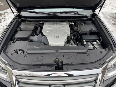 Used 2019 Lexus GX 460 image 27