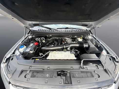 Used 2023 Ford Expedition Platinum RWD image 33
