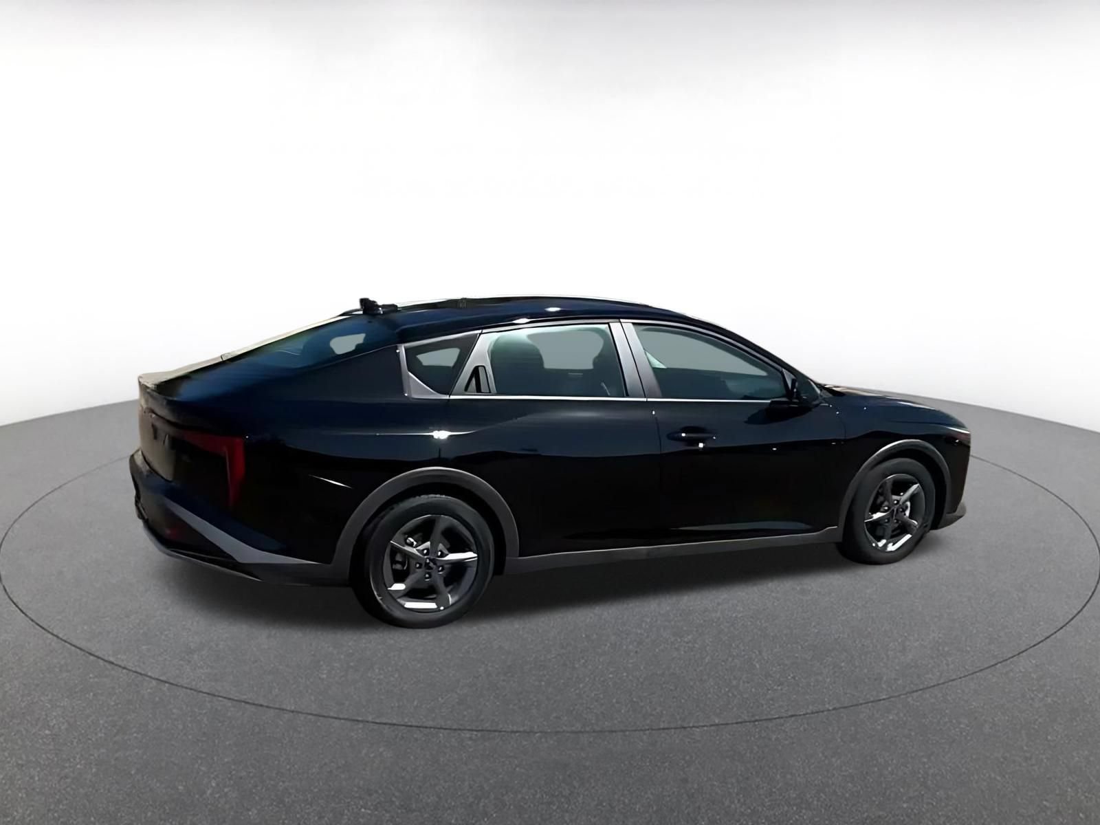 Used 2025 Kia K4 FWD image 13