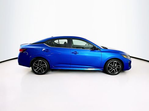Used 2025 Nissan Sentra SR image 10