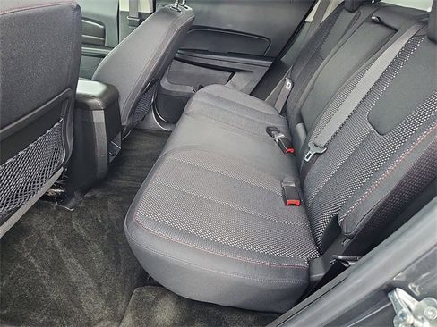 Used 2017 GMC Terrain SLE image 27