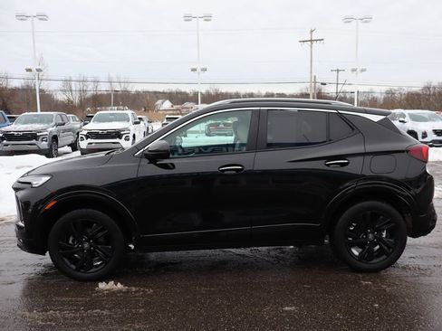 Used 2024 Buick Encore GX Sport Touring w/ Advanced Technology Package image 28