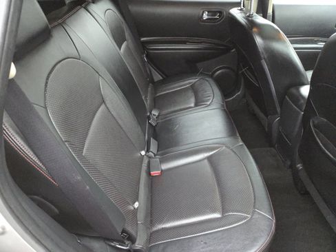 Used 2012 Nissan Rogue SL image 18