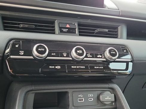 Used 2024 Honda Pilot EX-L image 23