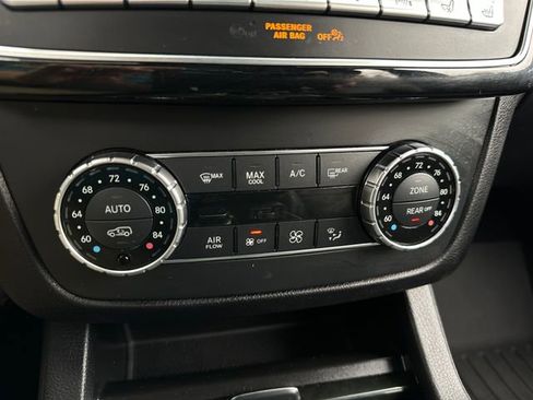 Used 2018 Mercedes-Benz GLS 550 4MATIC image 33