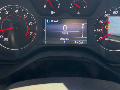 Used 2021 Chevrolet Camaro LT w/ Technology Package image 7