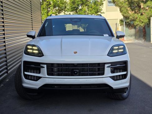 New 2026 Porsche Cayenne AWD/4WD image 10