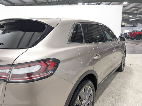 Used 2021 Lincoln Nautilus Reserve w/ Cargo Utility Package image 3