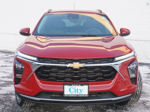 New 2026 Chevrolet Trax LT image 5
