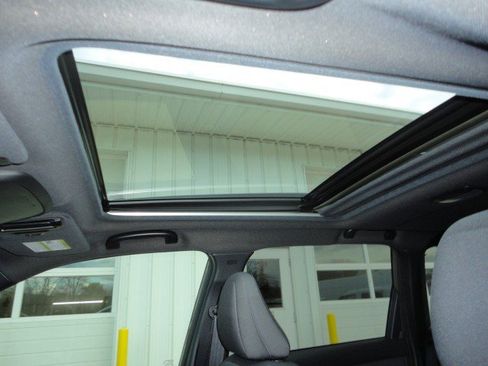 Used 2025 Subaru Forester Premium w/ Convenience Package #1 image 11