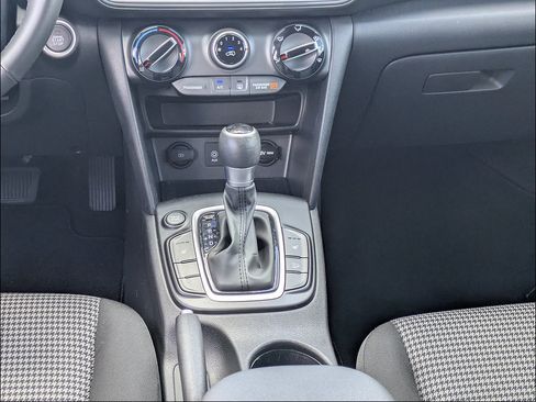 Used 2019 Hyundai Kona SEL w/ Cargo Package FWD image 16