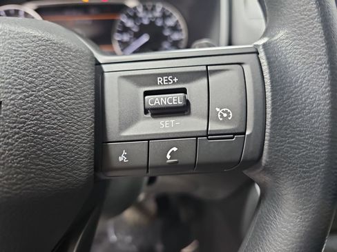 Certified 2025 Nissan Rogue S AWD/4WD image 17