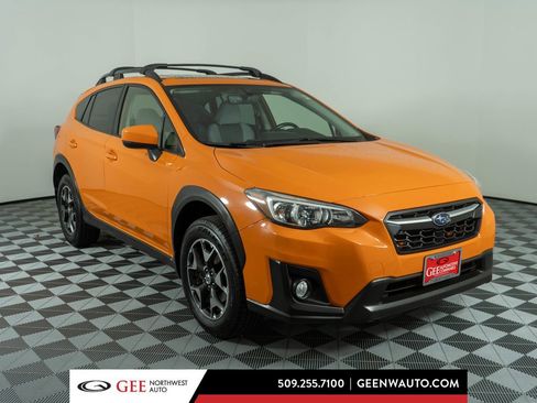 Used 2018 Subaru Crosstrek 2.0i Premium w/ Moonroof Package AWD/4WD image 1