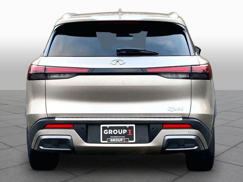 Used 2023 INFINITI QX60 Sensory FWD image 12