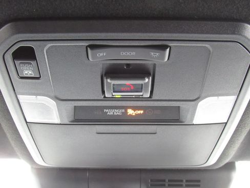 Certified 2025 Toyota 4Runner SR5 RWD image 26