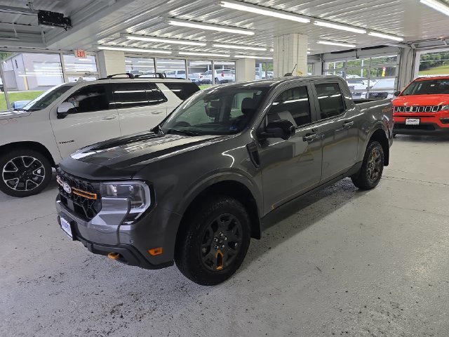 Used 2025 Ford Maverick Tremor AWD/4WD image 2