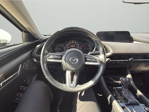 Used 2019 MAZDA MAZDA3 Sedan w/ Premium Package image 10