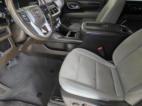 Used 2022 GMC Yukon SLE w/ Gmc Pro Safety Plus Package RWD image 6