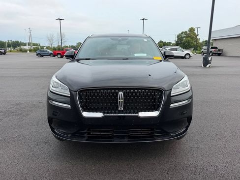 Used 2022 Lincoln Corsair Reserve w/ Equipment Group 201A AWD/4WD image 2