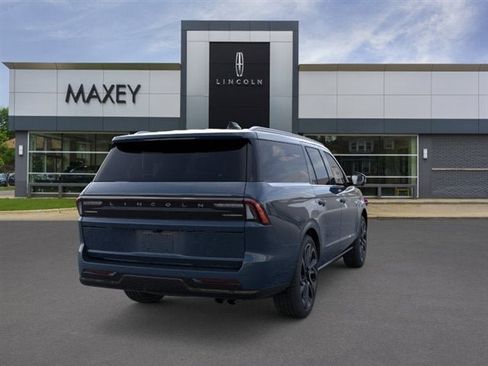 New 2026 Lincoln Navigator L Reserve AWD/4WD image 31