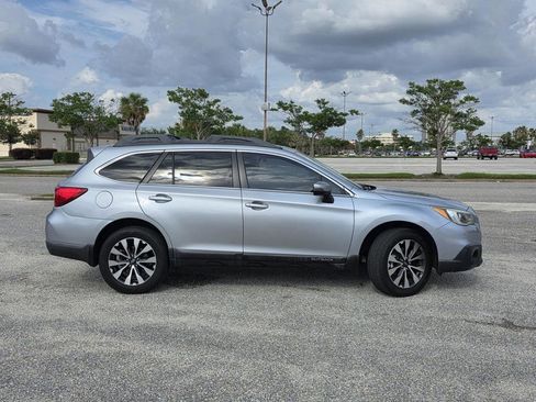 Used 2015 Subaru Outback 2.5i Limited AWD/4WD image 37