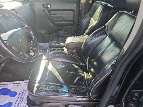 Used 2007 HUMMER H3 image 6