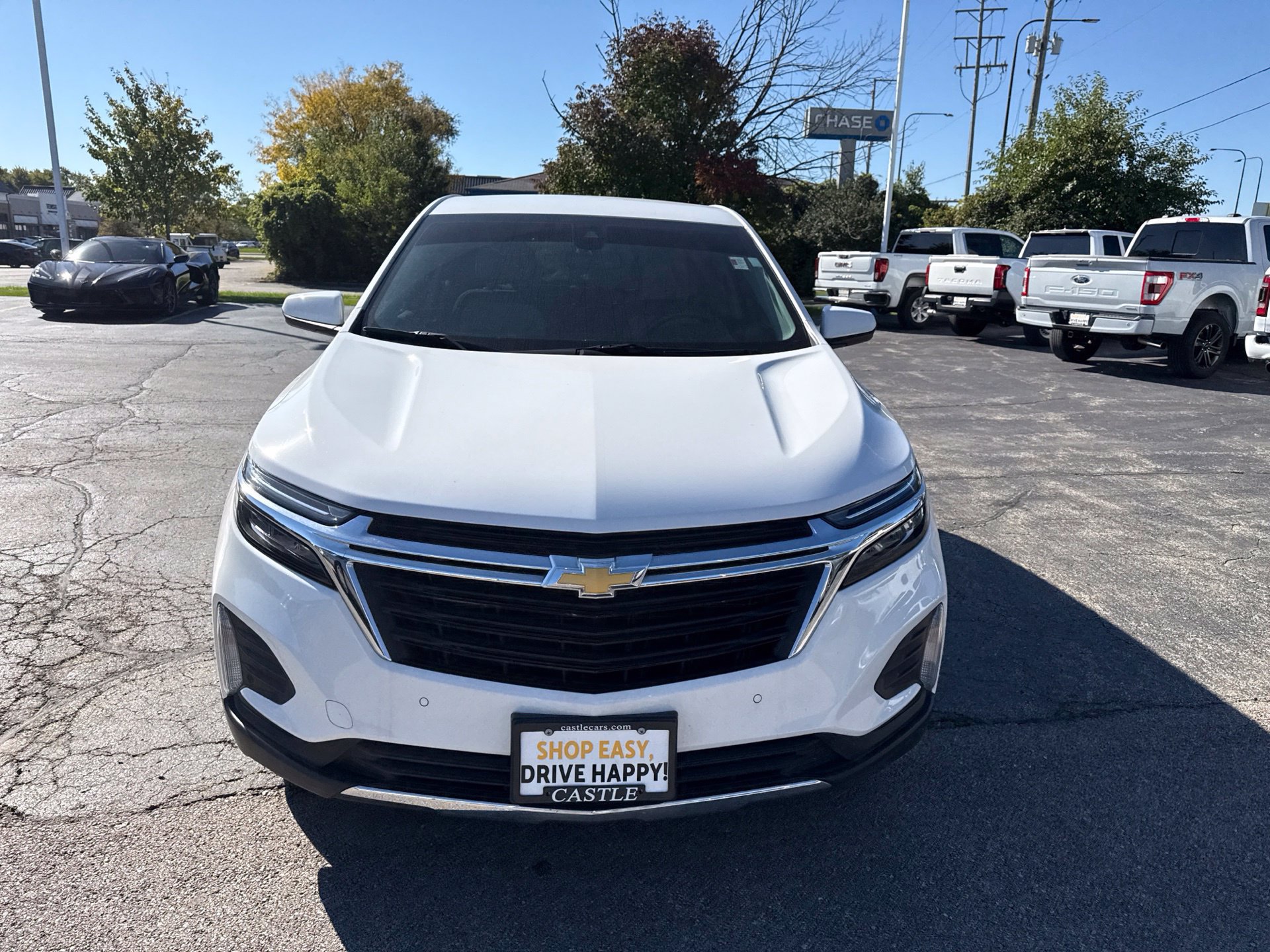 Used 2023 Chevrolet Equinox LT w/ Driver Convenience Package AWD/4WD image 2