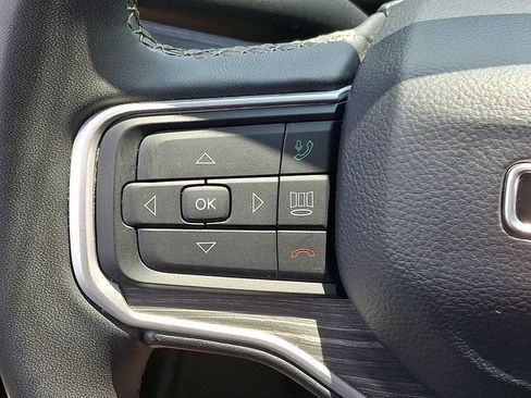 Used 2024 Jeep Wagoneer Series III AWD/4WD image 24