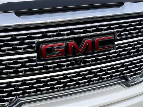Used 2021 GMC Sierra 1500 Denali w/ Denali Ultimate Package image 29