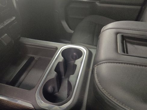 Used 2020 Chevrolet Silverado 1500 LT Trail Boss image 26