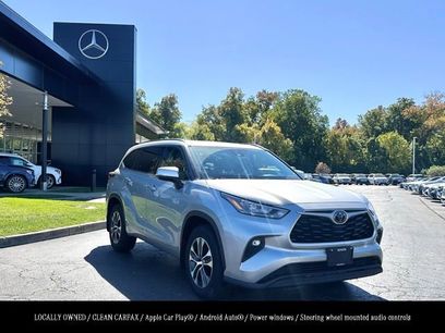 Used 2020 Toyota Highlander XLE