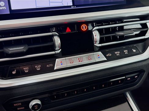 Used 2021 BMW 330i w/ Premium Package image 19