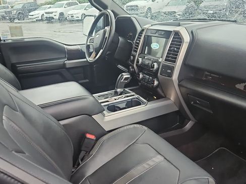 Used 2016 Ford F150 Platinum w/ Equipment Group 701A Luxury image 13