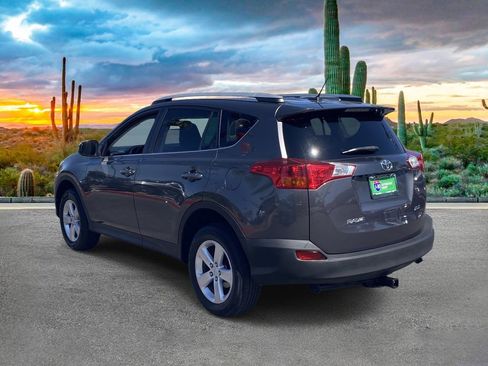 Used 2014 Toyota RAV4 XLE FWD image 7