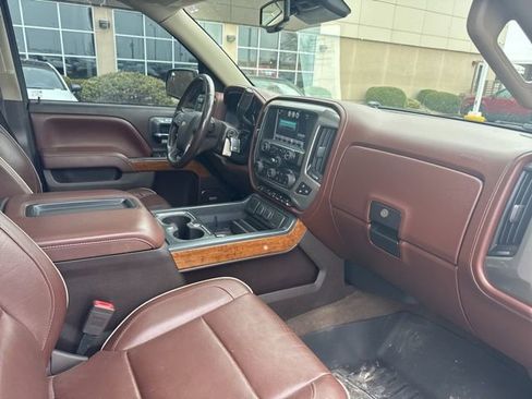 Used 2015 Chevrolet Silverado 1500 High Country w/ High Country Premium Package image 10